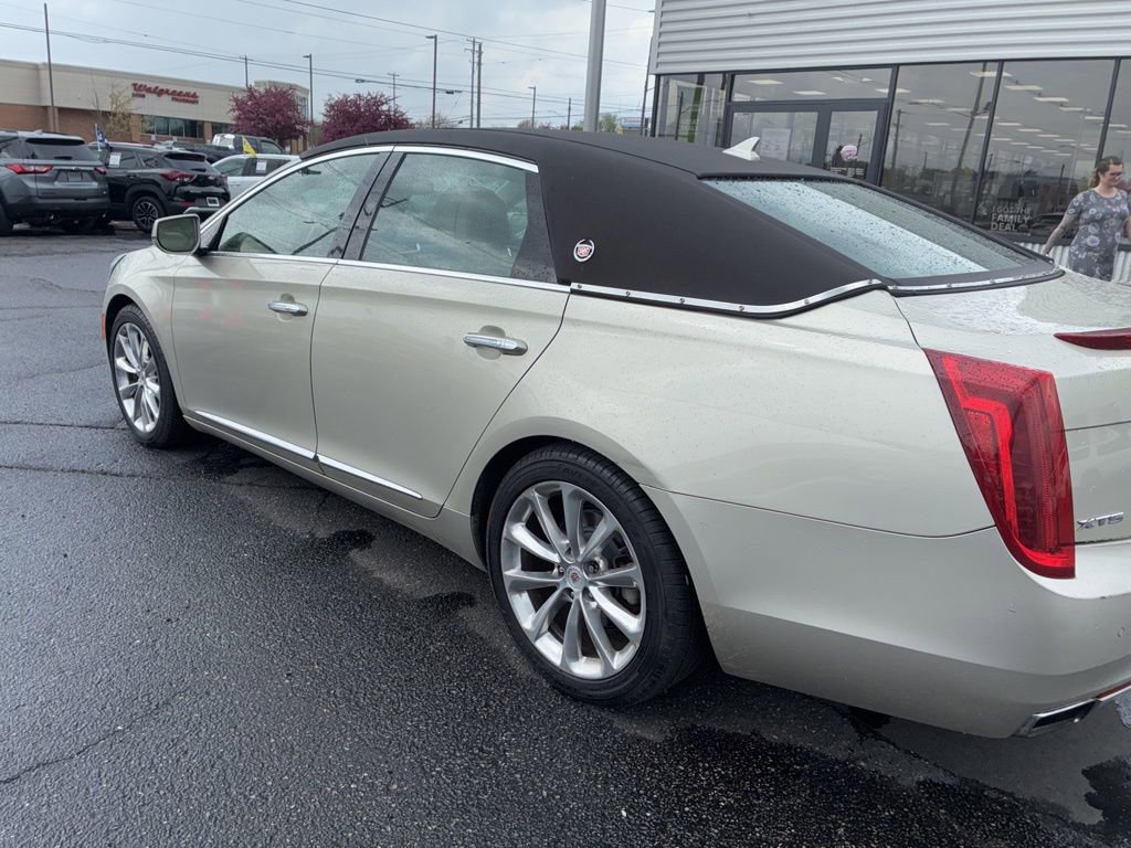 Used 2013 Cadillac XTS Luxury w/ Driver Awareness Package FWD image 8