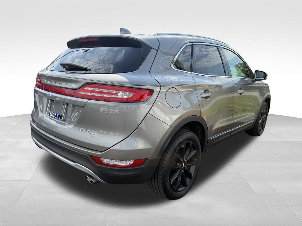 Used 2017 Lincoln MKC Select w/ Select Plus Package AWD/4WD image 16
