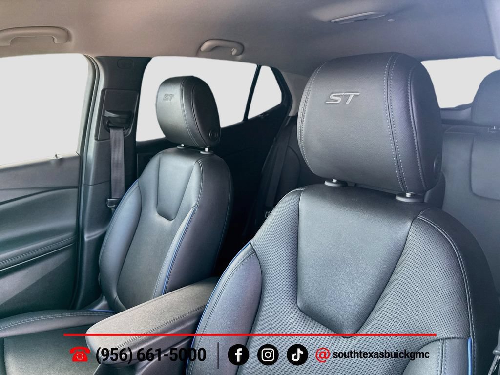 Used 2025 Buick Encore GX Sport Touring w/ Advanced Technology Package FWD image 13