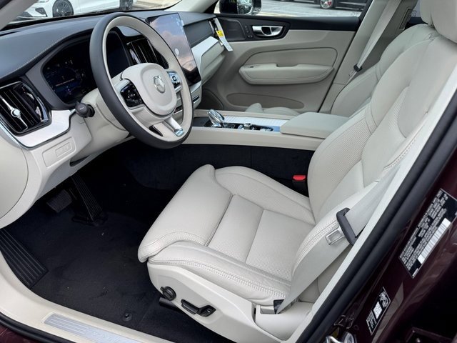 New 2026 Volvo XC60 T8 Ultra w/ Climate Package image 18