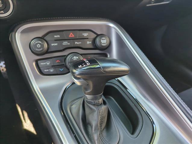 Used 2020 Dodge Challenger R/T w/ Plus Package image 10