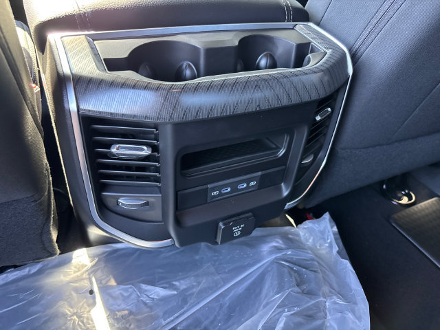 New 2027 RAM 2500 Big Horn AWD/4WD image 15
