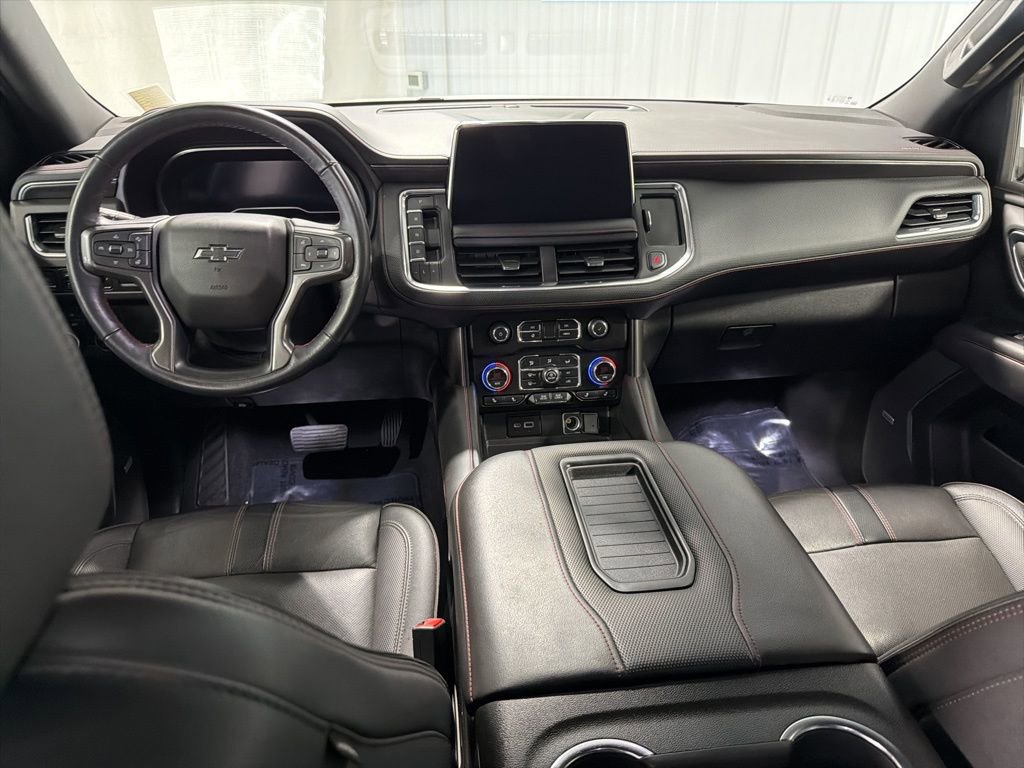 Certified 2022 Chevrolet Suburban RST w/ Luxury Package AWD/4WD image 3