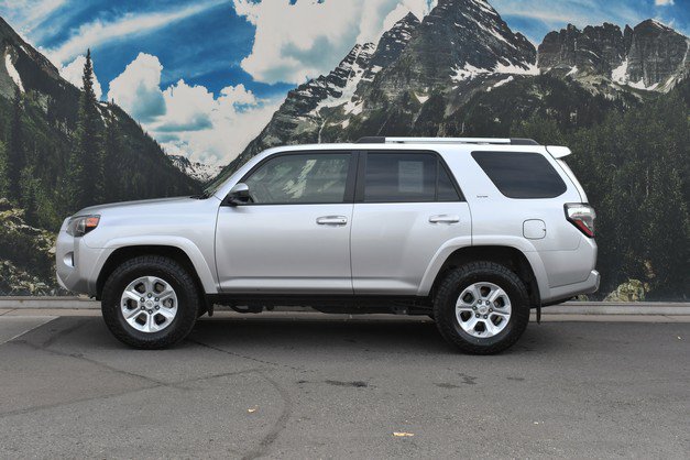 Certified 2024 Toyota 4Runner SR5 AWD/4WD image 7