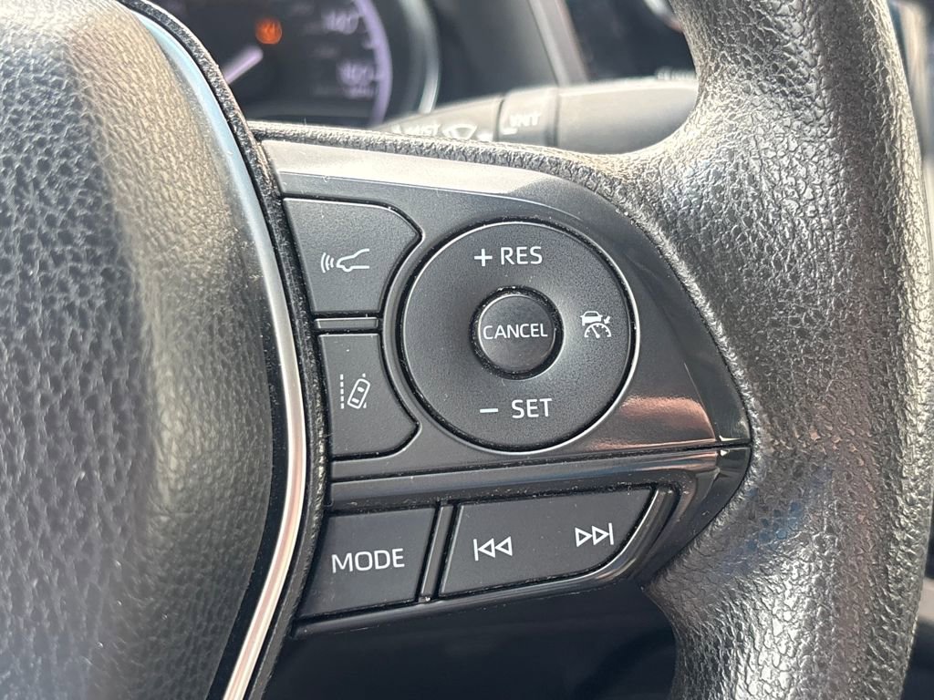 Used 2018 Toyota Camry LE w/ Convenience Package image 20