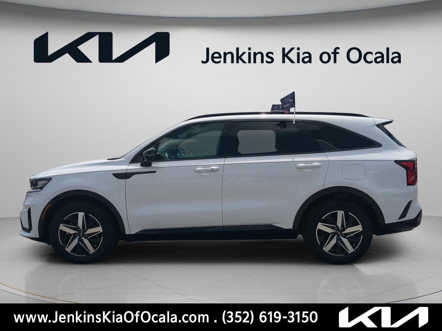 Certified 2023 Kia Sorento S w/ Panoramic Sunroof Package FWD image 6