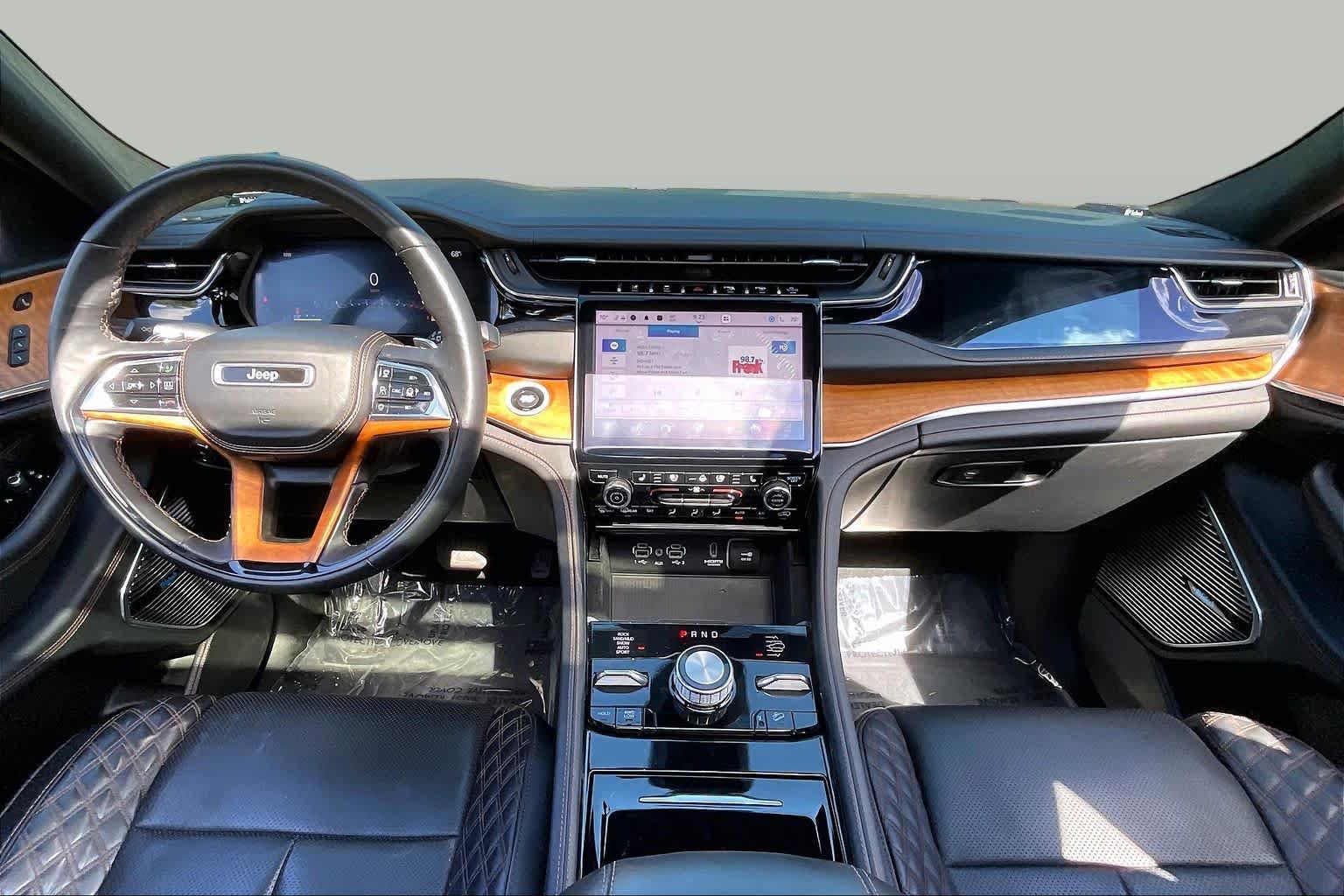 Used 2022 Jeep Grand Cherokee Summit AWD/4WD image 15