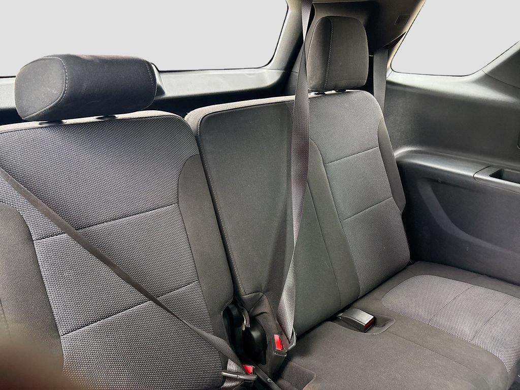 Used 2023 Chevrolet Traverse LT FWD image 25