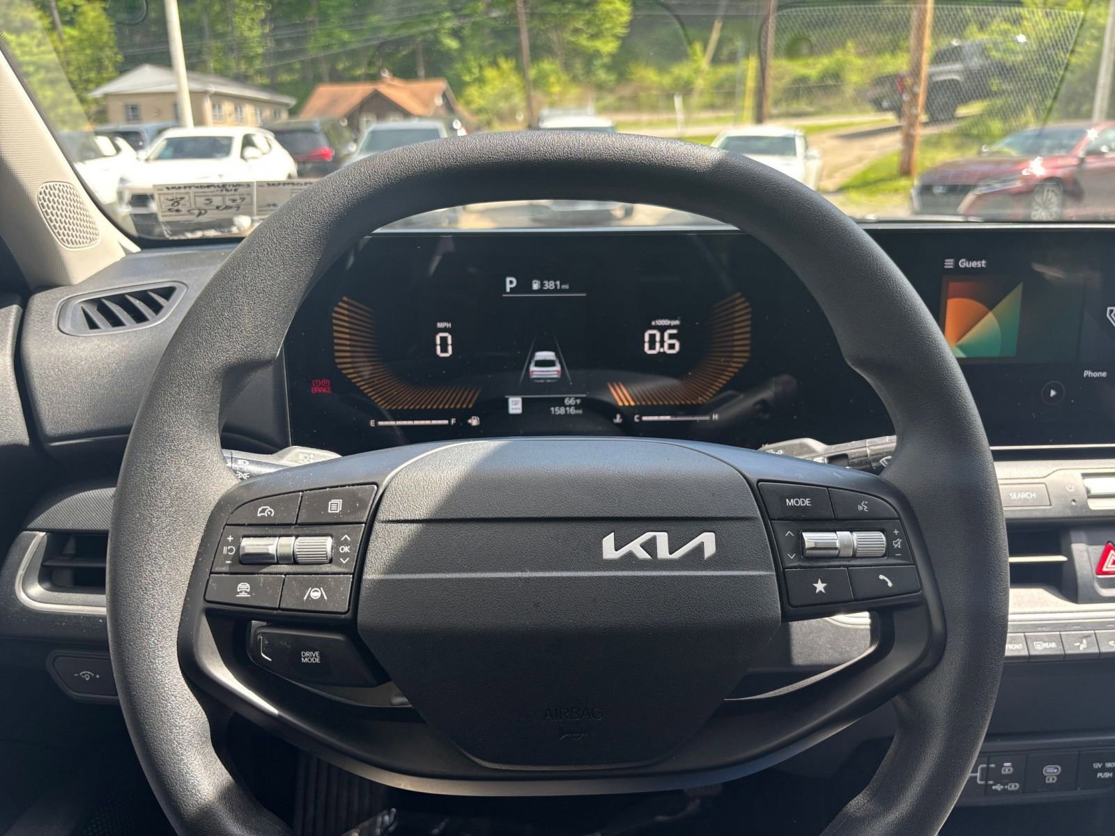 Used 2025 Kia K4 FWD image 29