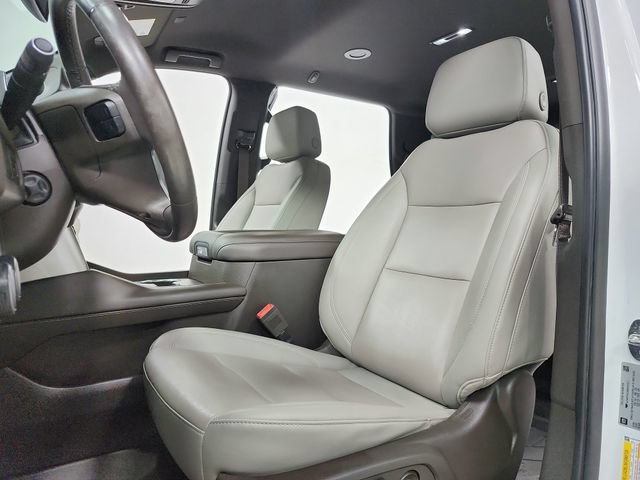 Used 2022 Chevrolet Tahoe Z71 w/ Luxury Package AWD/4WD image 19