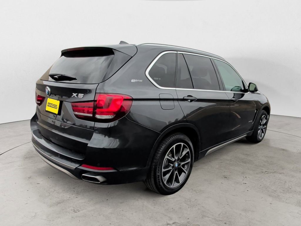 Used 2017 BMW X5 xDrive40e image 5