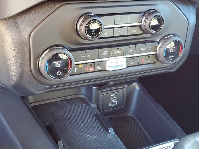 Used 2026 Ford Bronco Outer Banks AWD/4WD image 17