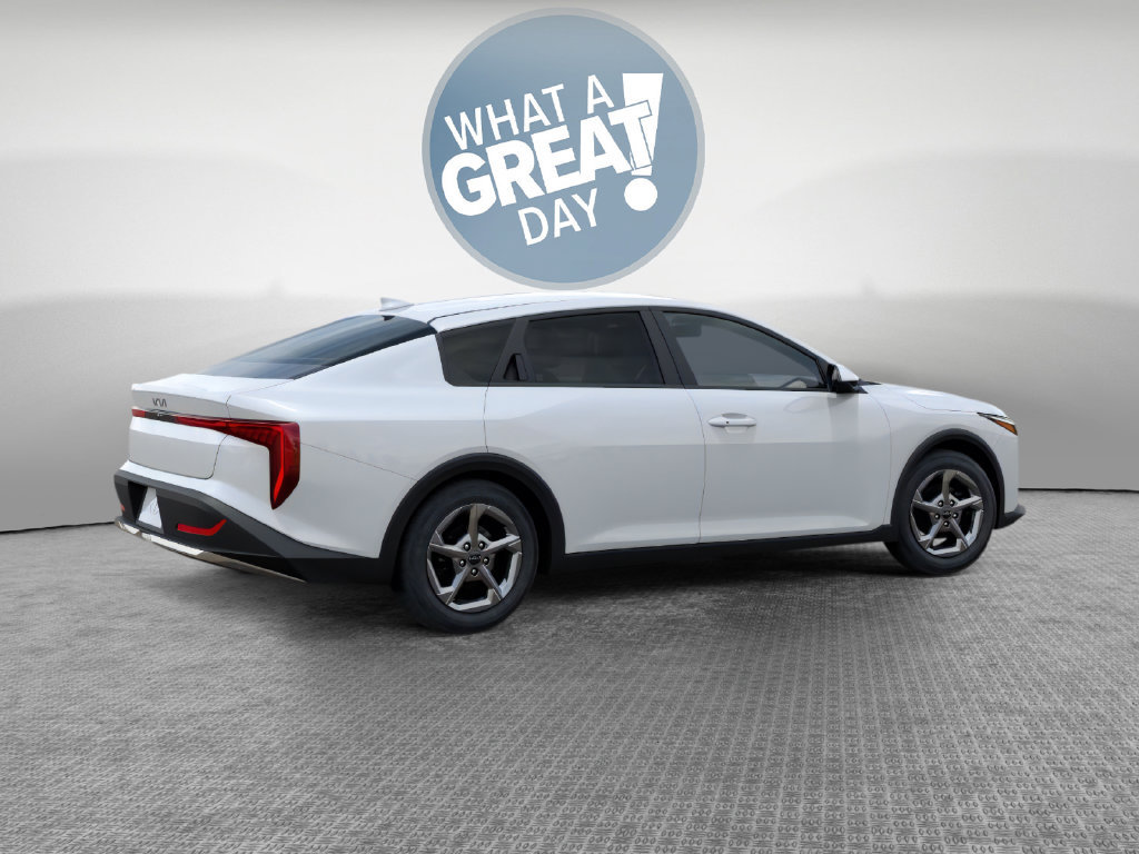 New 2026 Kia K4 FWD image 6