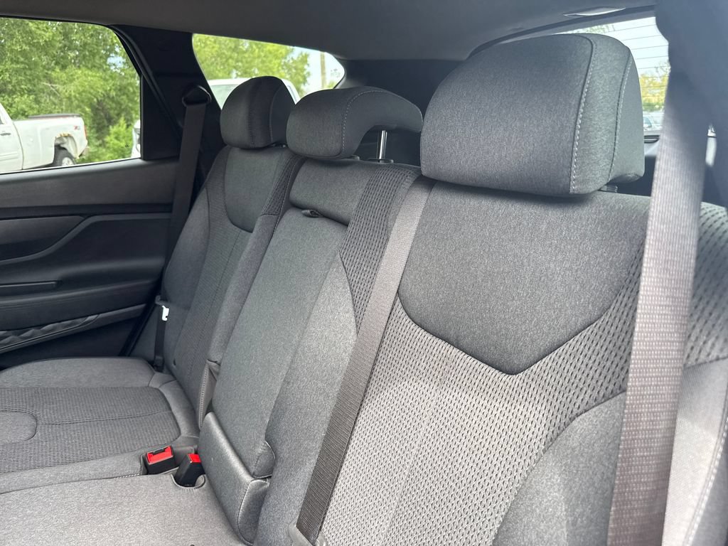 Used 2021 Hyundai Santa Fe SE AWD/4WD image 18