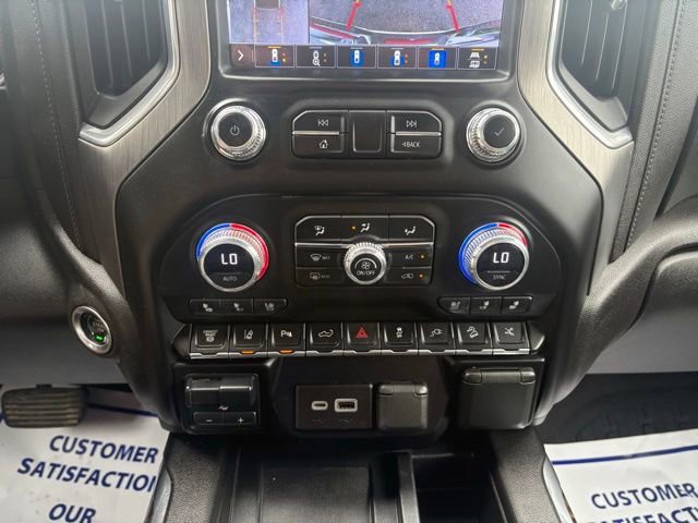 Used 2023 GMC Sierra 2500 Denali w/ Denali Ultimate Package AWD/4WD image 22