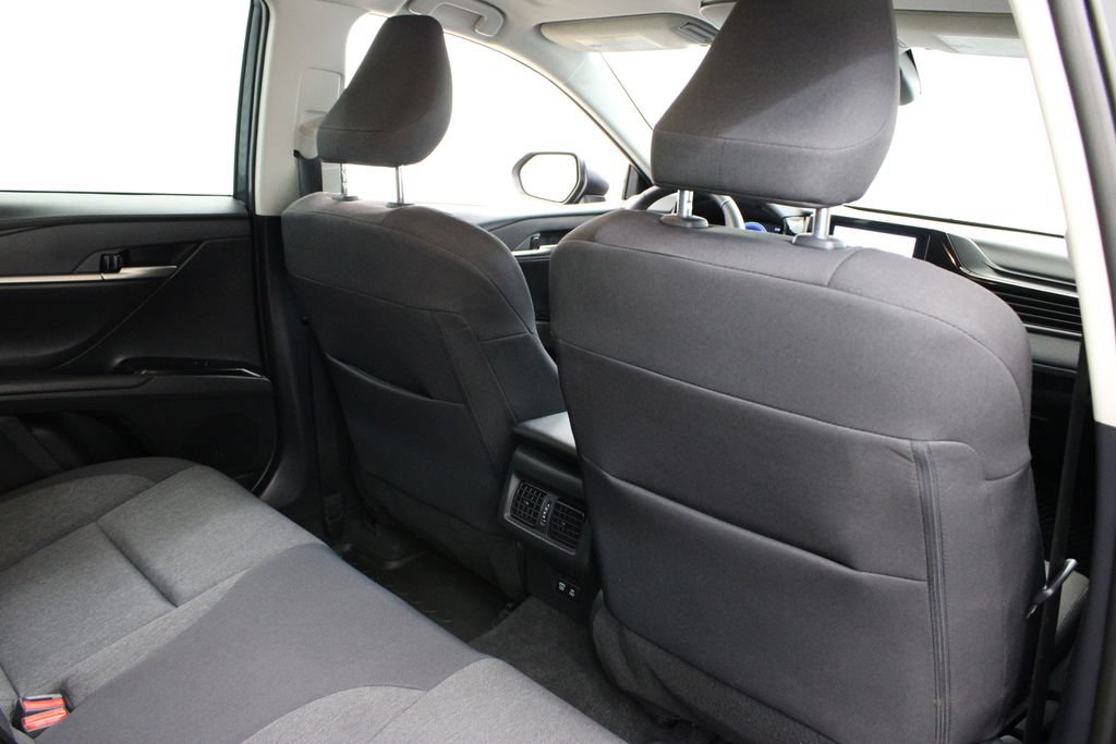 Used 2025 Toyota Camry LE w/ Convenience Package FWD image 20