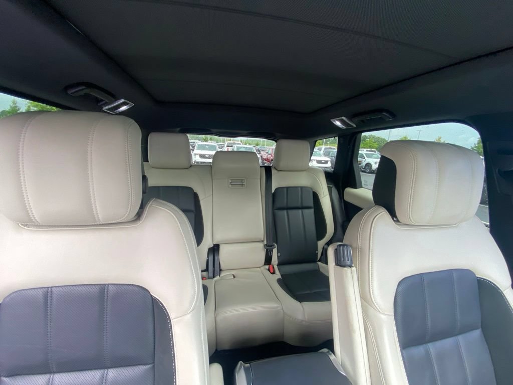 Used 2022 Land Rover Range Rover Sport HST AWD/4WD image 30