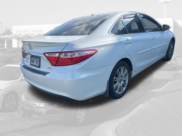 Used 2016 Toyota Camry XLE w/ Moonroof Package image 2