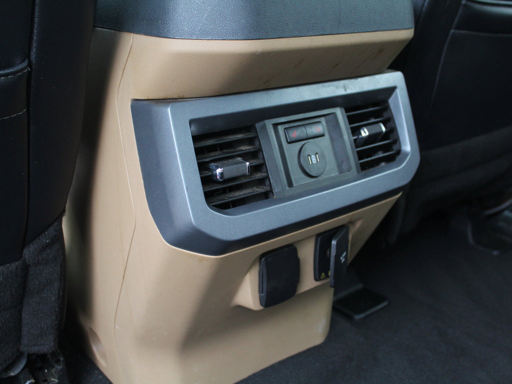 Used 2024 Ford F250 Lariat w/ Lariat Ultimate Package AWD/4WD image 13
