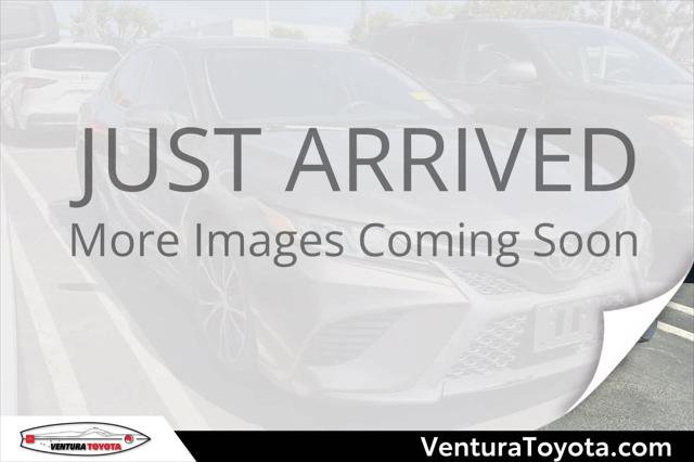 Certified 2020 Toyota Camry SE image 1