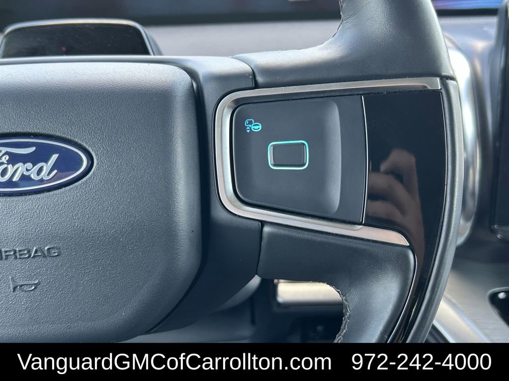 Used 2025 Ford Expedition Max Platinum image 17