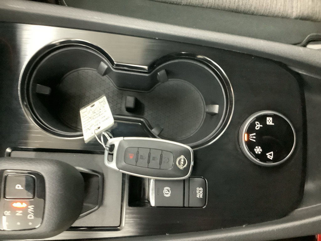 Used 2023 Nissan Rogue SV AWD/4WD image 19