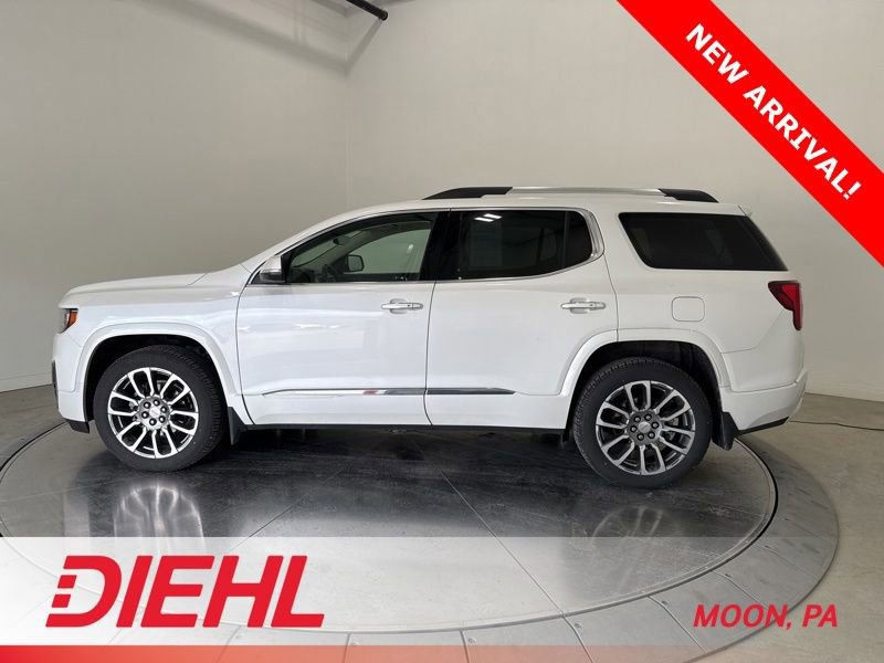 Used 2022 GMC Acadia Denali w/ Denali Ultimate Package AWD/4WD image 1
