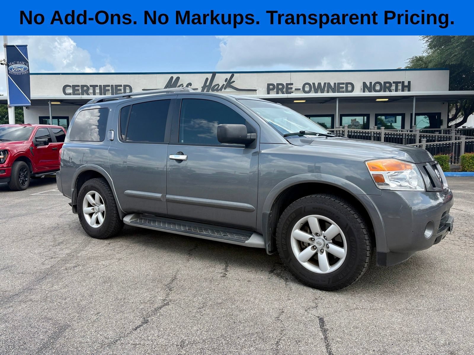 Used 2015 Nissan Armada SV RWD image 1