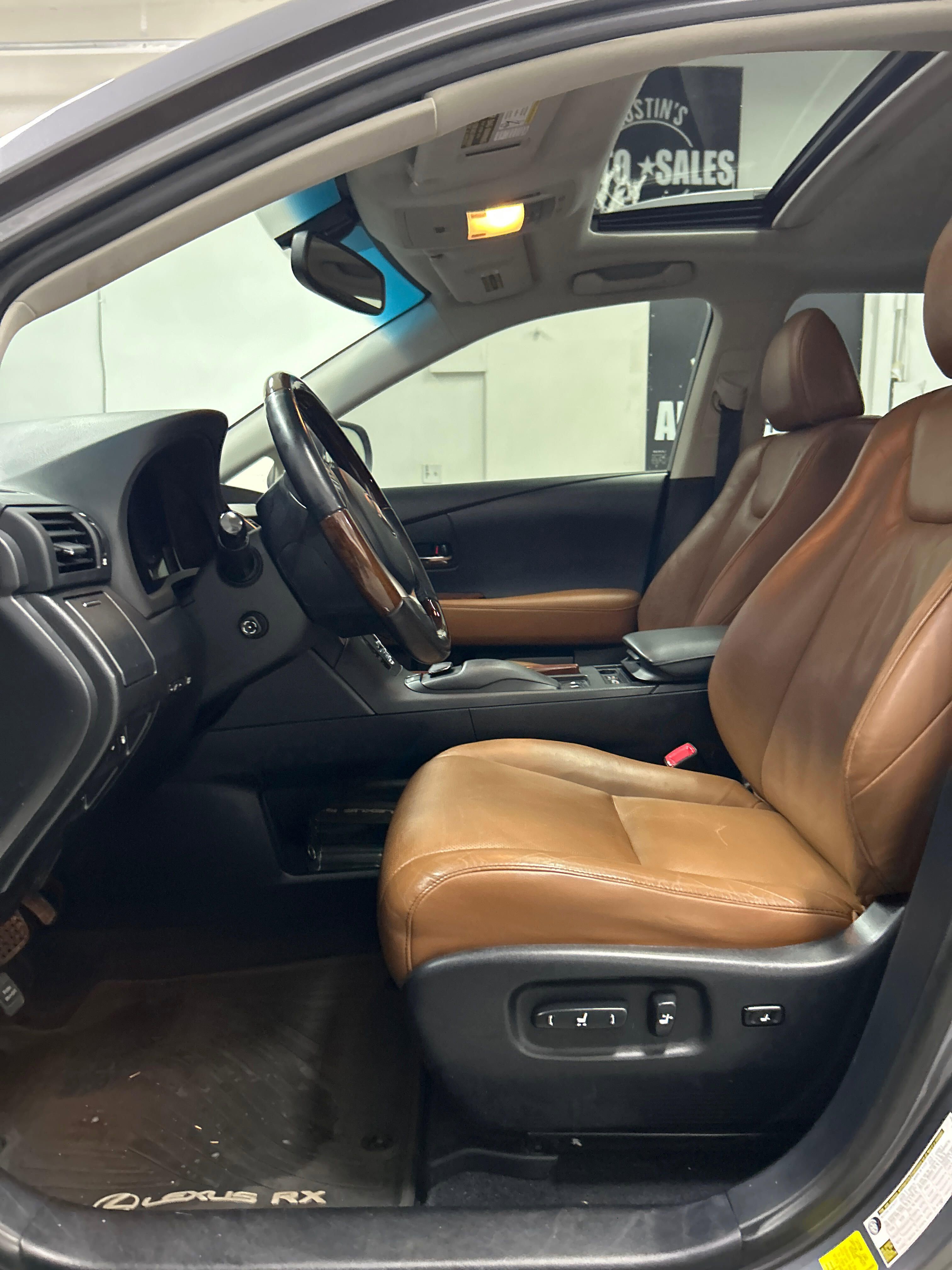 Used 2013 Lexus RX 450h AWD image 9