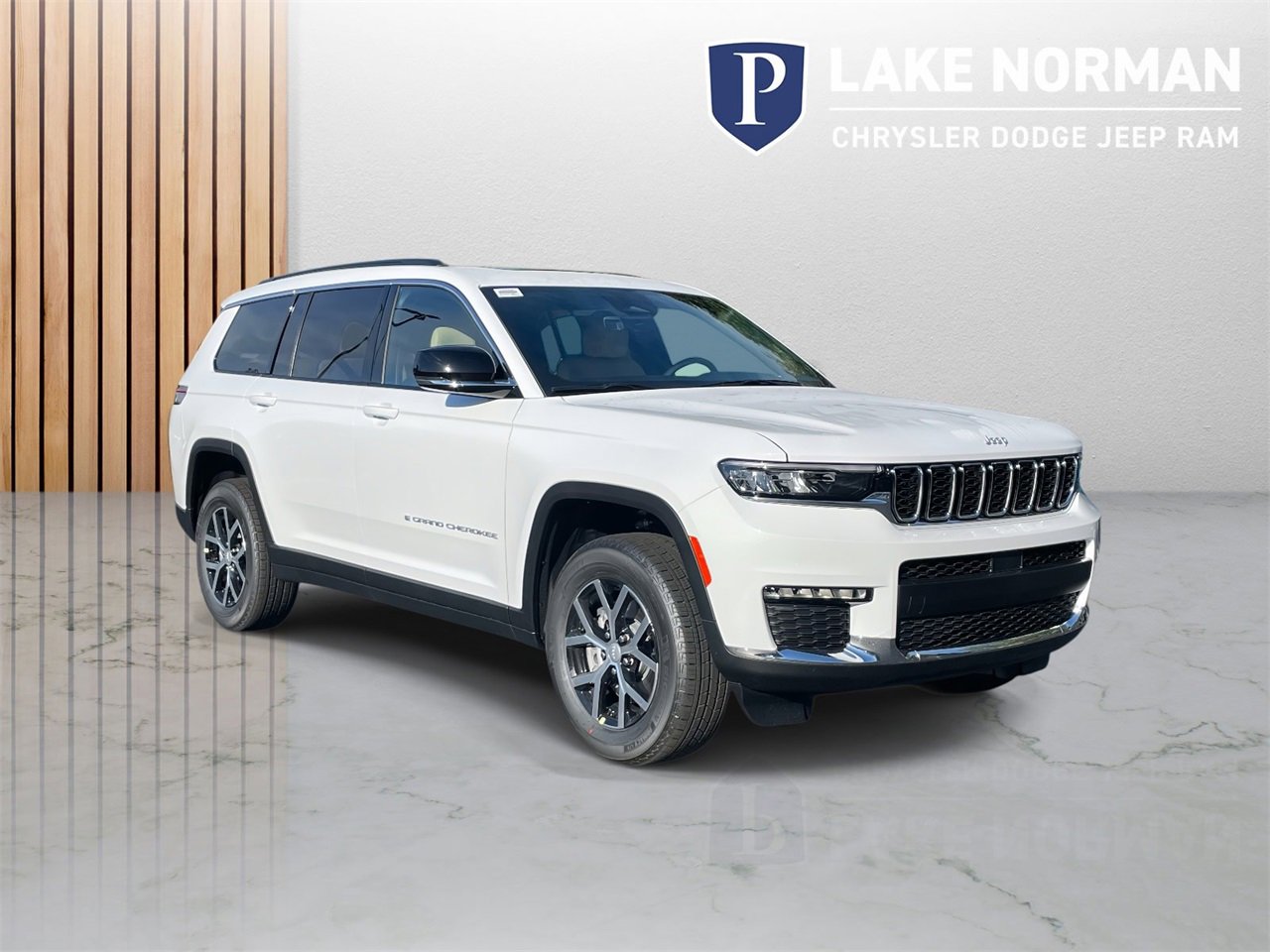 New 2025 Jeep Grand Cherokee L Limited w/ Black Appearance Package image 2