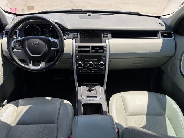 Used 2017 Land Rover Discovery Sport SE image 8