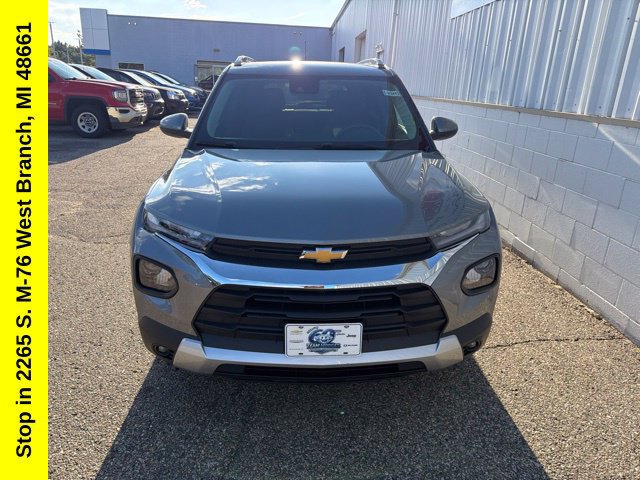 Used 2023 Chevrolet TrailBlazer LT w/ Convenience Package AWD/4WD image 4