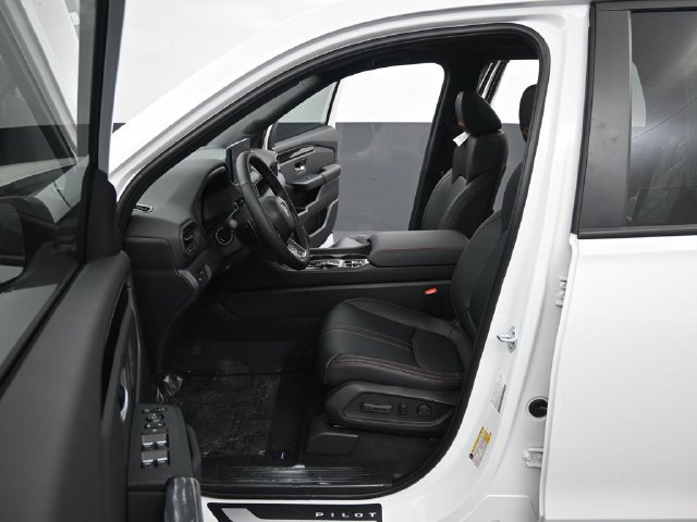 New 2026 Honda Pilot TrailSport image 26