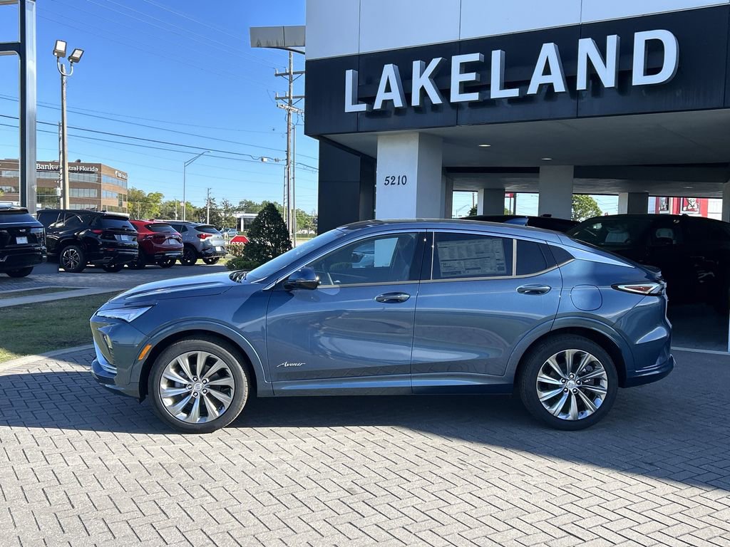 New 2026 Buick Envista Avenir image 2