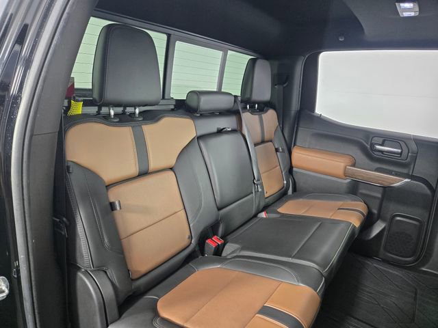 Used 2021 Chevrolet Silverado 1500 High Country w/ Technology Package AWD/4WD image 17