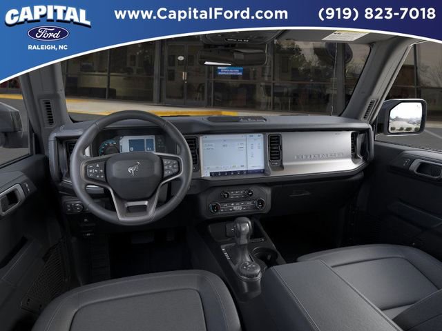 New 2025 Ford Bronco Outer Banks image 9