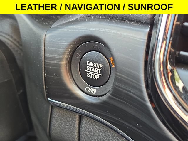 Used 2020 Jeep Grand Cherokee Limited AWD/4WD image 19