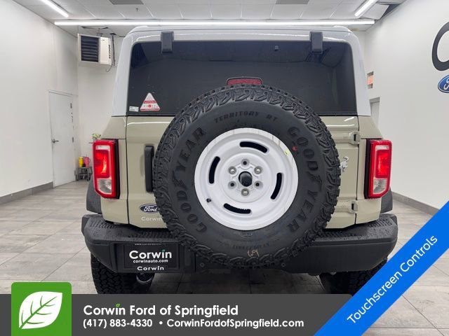 New 2026 Ford Bronco Heritage Edition image 4