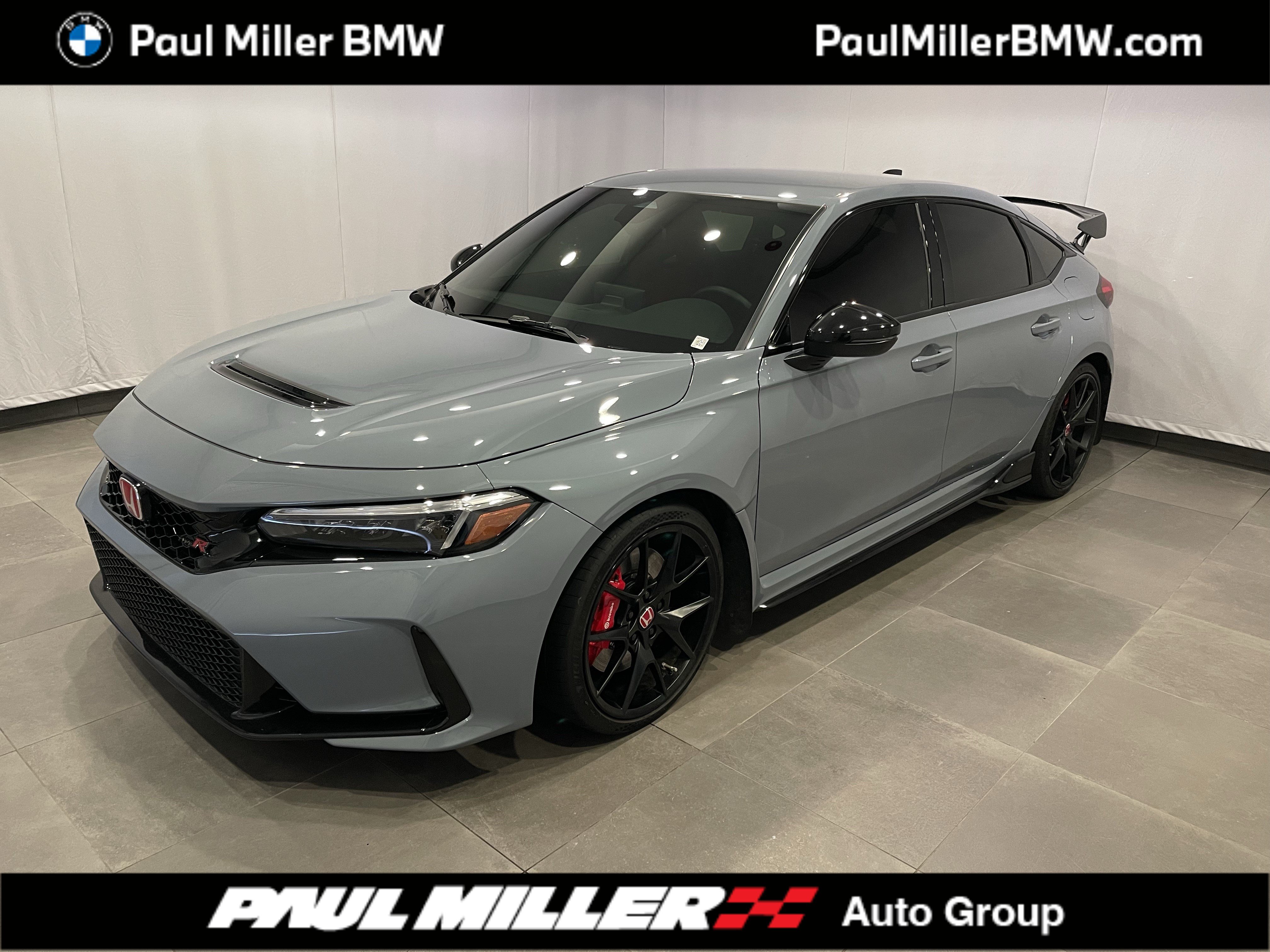 Used 2025 Honda Civic Type R image 1