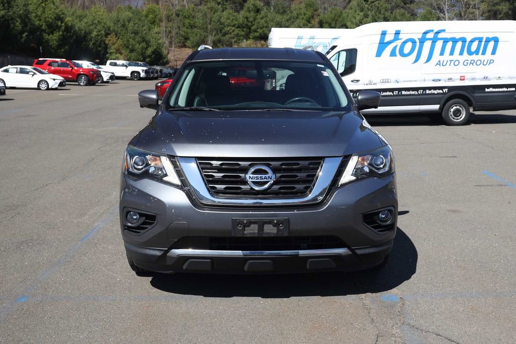 Used 2017 Nissan Pathfinder SL image 3
