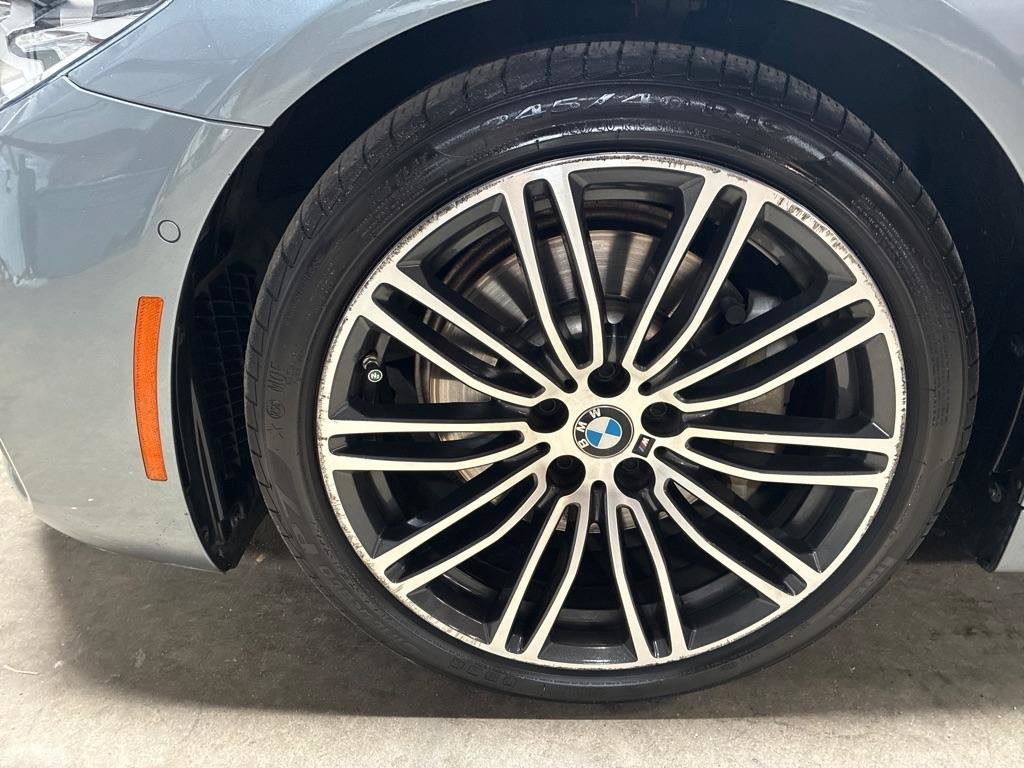 Used 2018 BMW 530i w/ M Sport Package RWD image 11