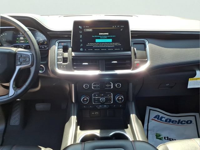 Used 2022 Chevrolet Tahoe RST w/ Luxury Package AWD/4WD image 13