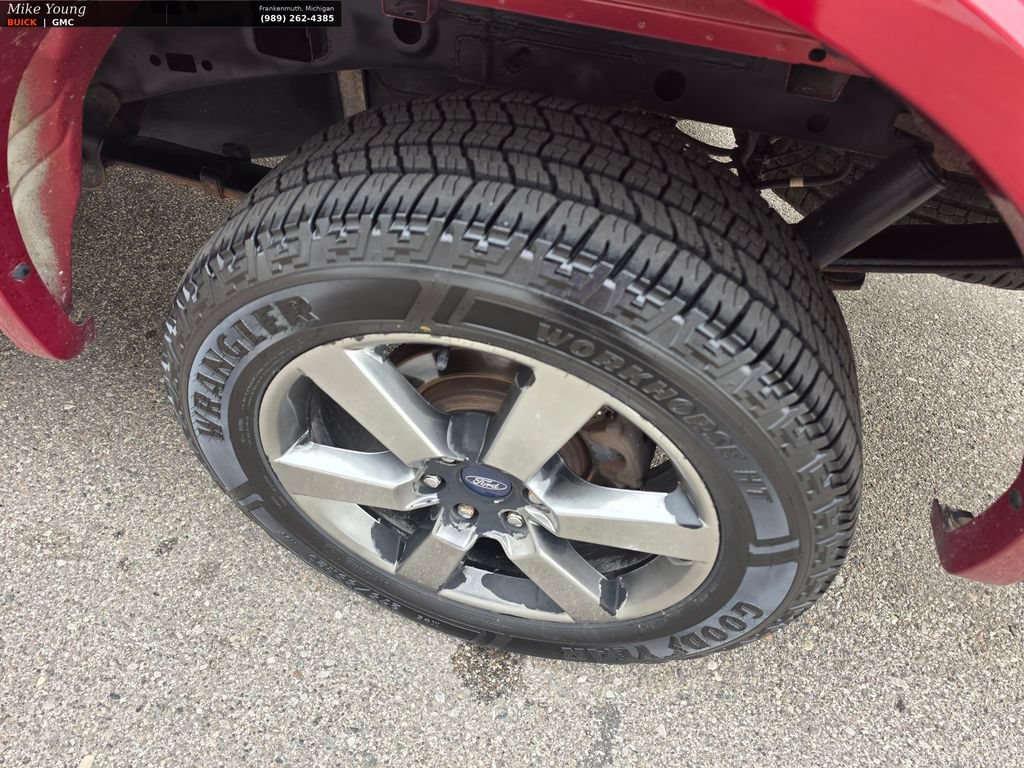 Used 2015 Ford F150 XLT w/ Equipment Group 302A Luxury AWD/4WD image 9