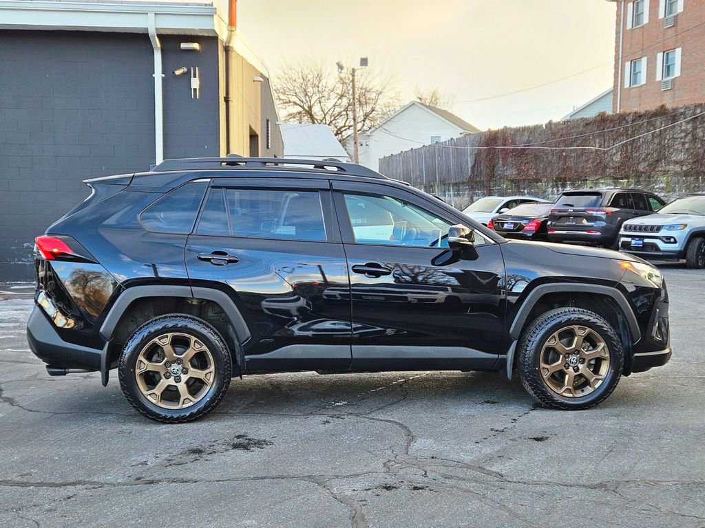 Used 2023 Toyota RAV4 AWD Hybrid image 5