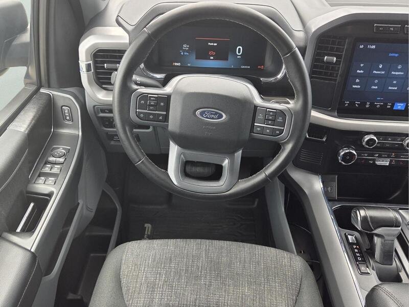 Used 2023 Ford F150 Lightning XLT AWD/4WD image 15