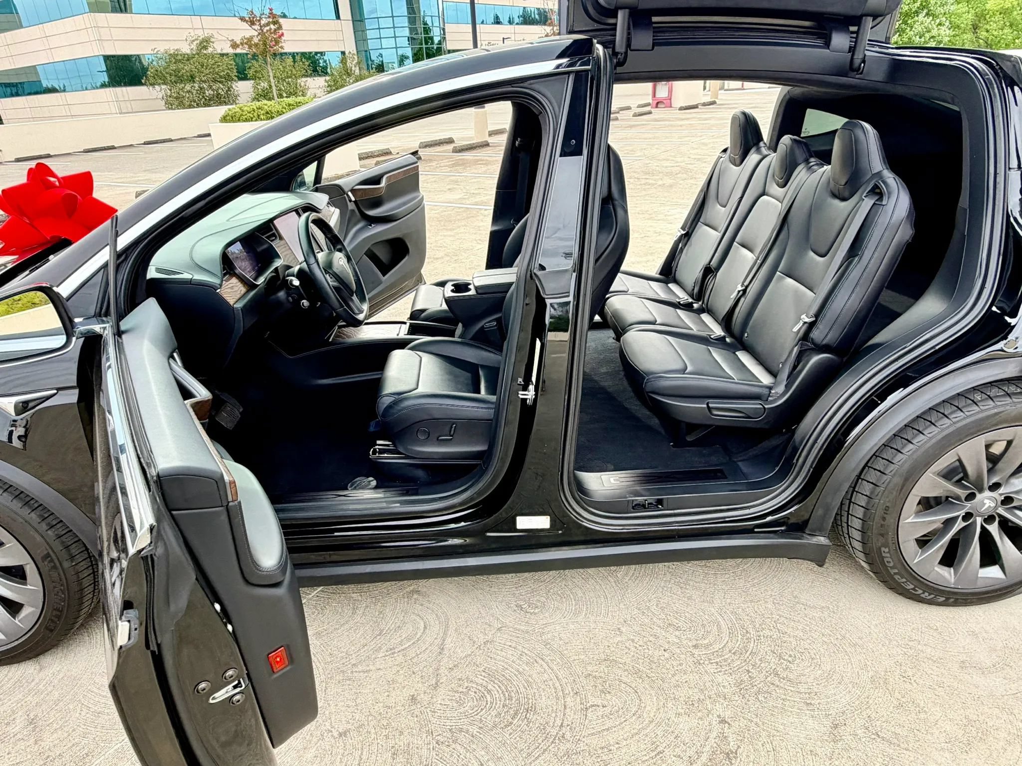 Used 2018 Tesla Model X P100D AWD/4WD image 32