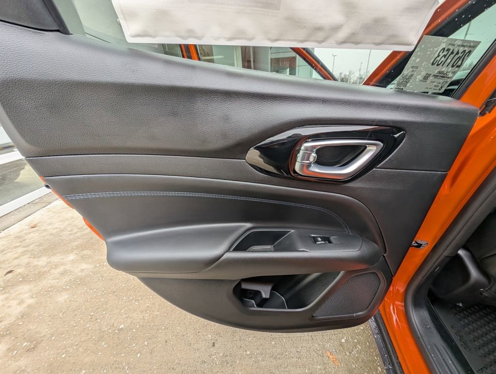 New 2026 Jeep Compass Latitude image 35