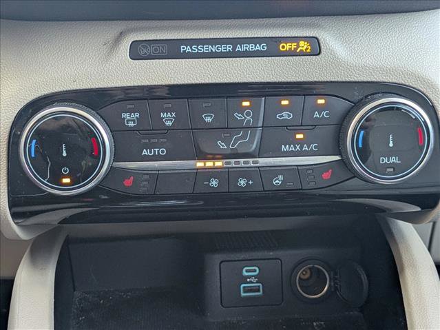 Used 2022 Ford Escape SEL w/ Class II Trailer Tow Package image 7