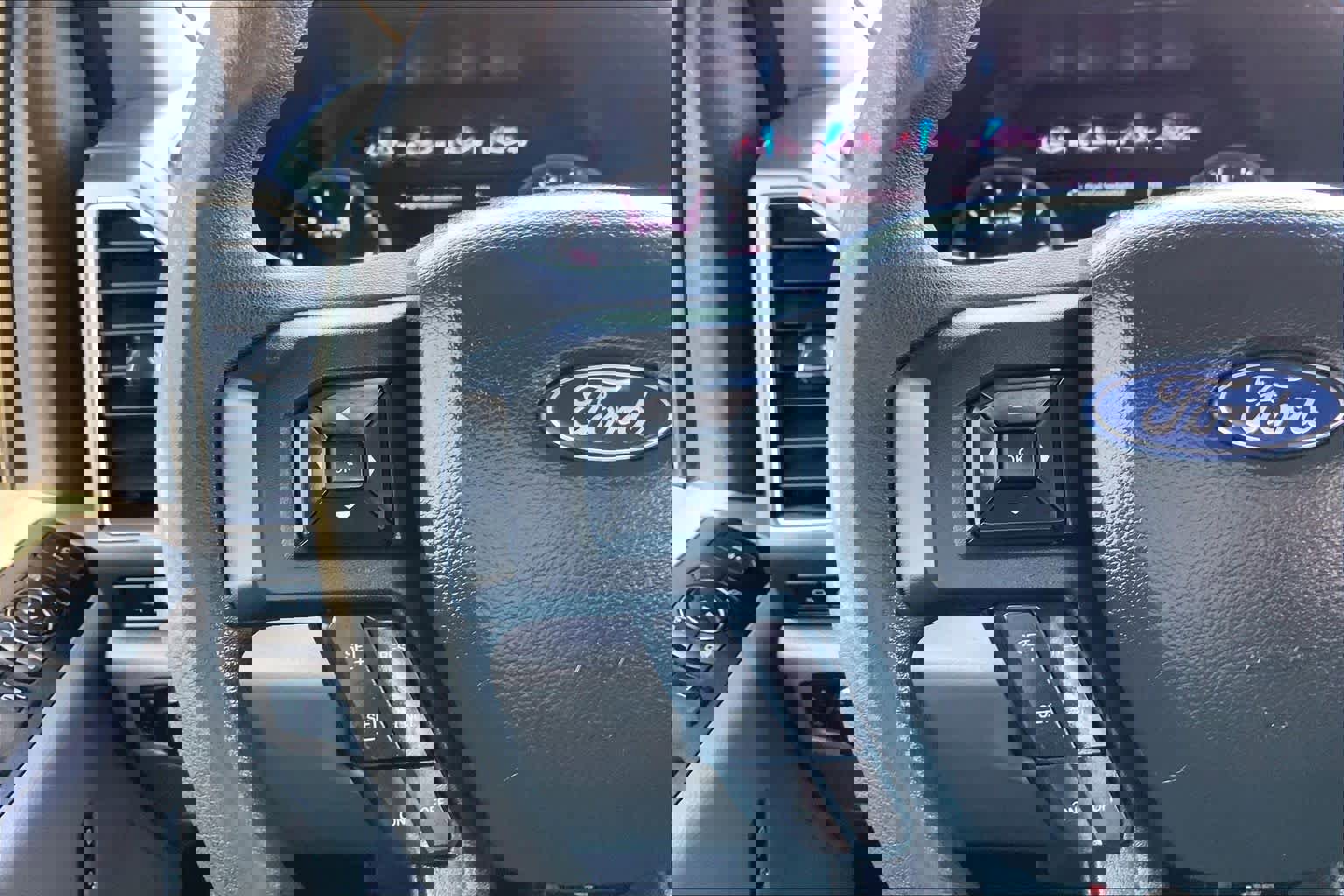 Used 2022 Ford F250 XLT w/ XLT Value Package image 23