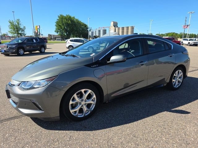 Used 2017 Chevrolet Volt Premier w/ Driver Confidence II Package FWD image 7